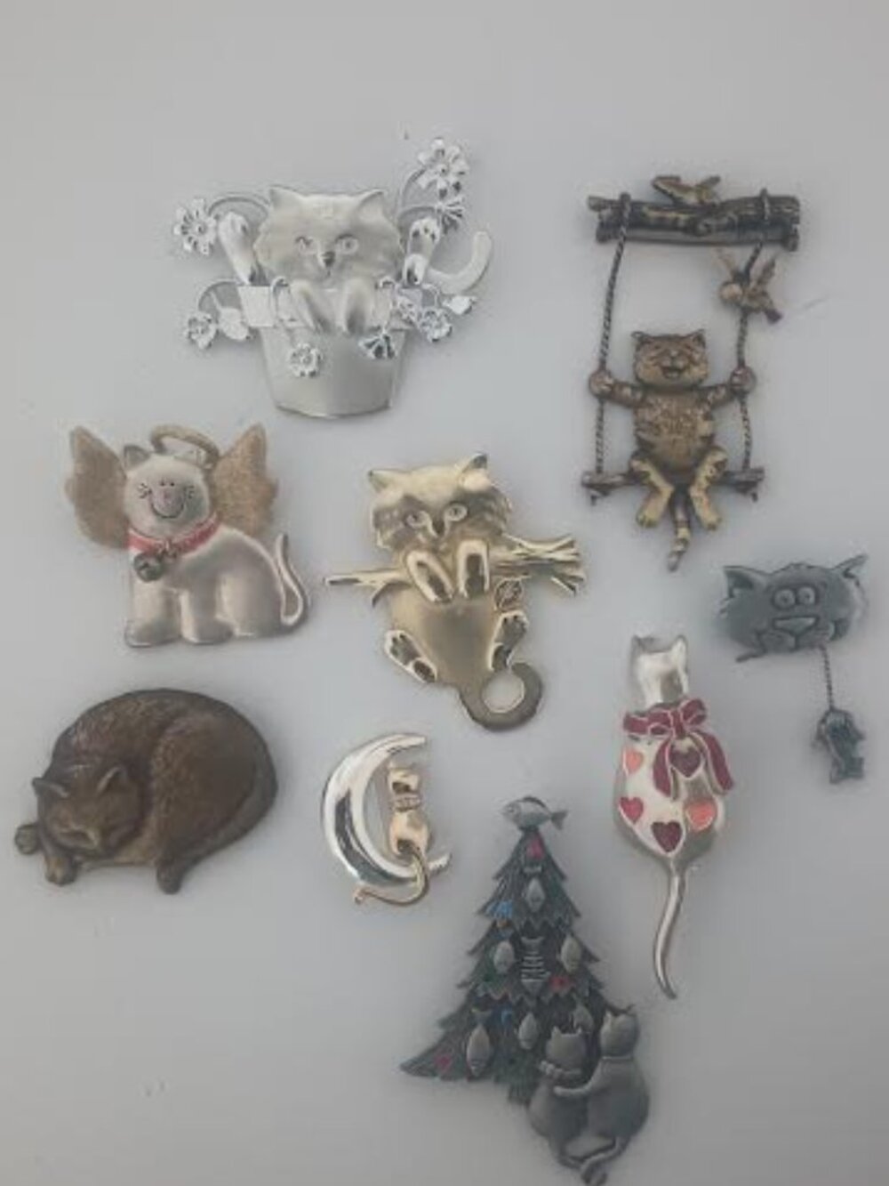 CAT KITTEN BROOCH PIN LOT GOLDTONE SILVERTONE BRONZE TONE JJ & OTHERS LOT OF 9